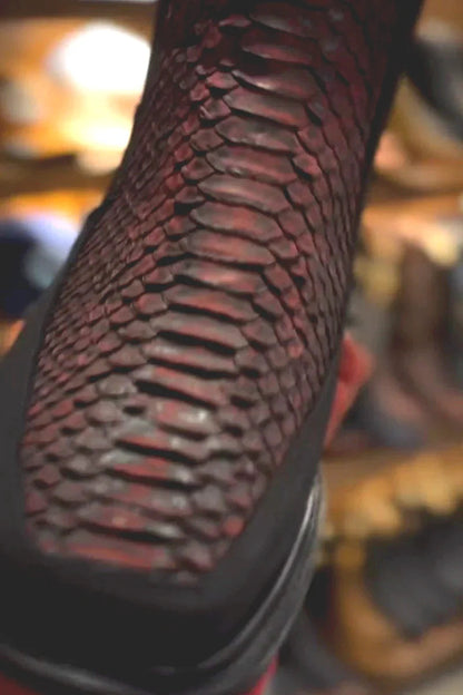 Retro scale pattern thick sole leather boots