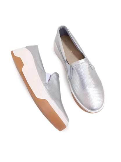 Soft And Lightweight 3cm Sole Slip-on Shoes