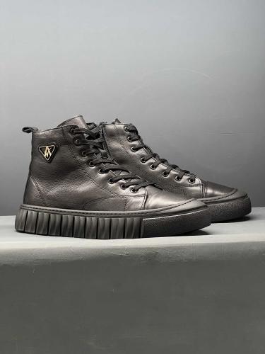 Leather Sneakers With Fleece Lining